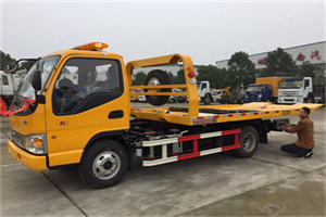 易门哪里有拖车服务